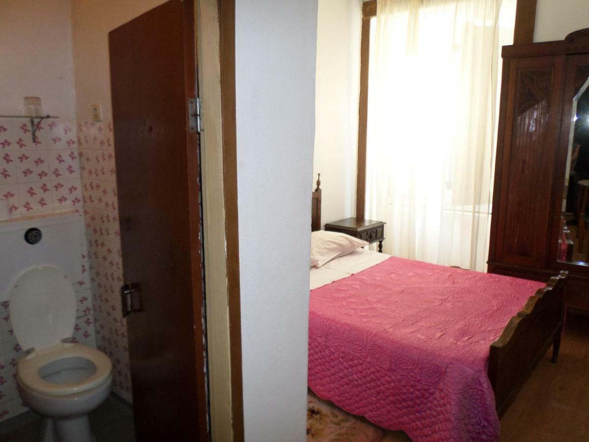 Rustico & Singelo - Hotelaria E Restauracao, Lda Vila Real Kültér fotó